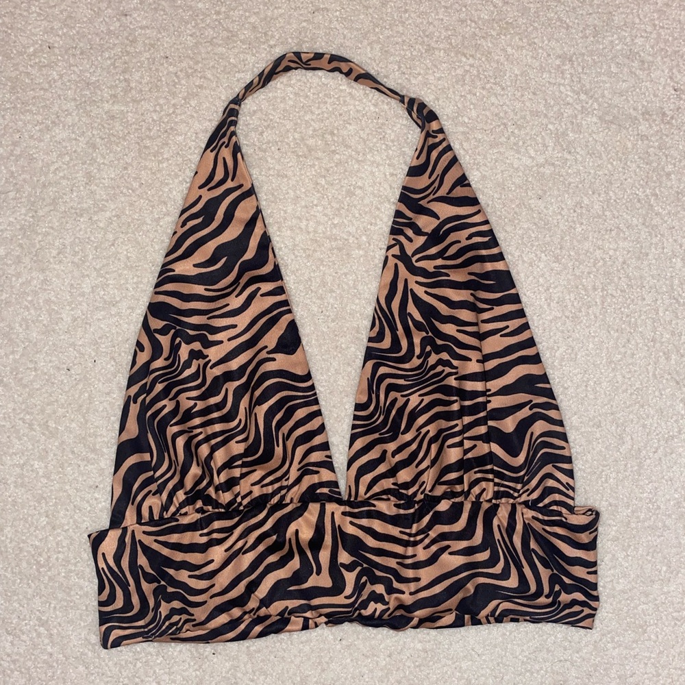 Princess polly halter crop top size 8